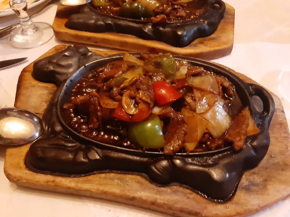 Bœuf A L Impérial Sur Plaque Chauffante